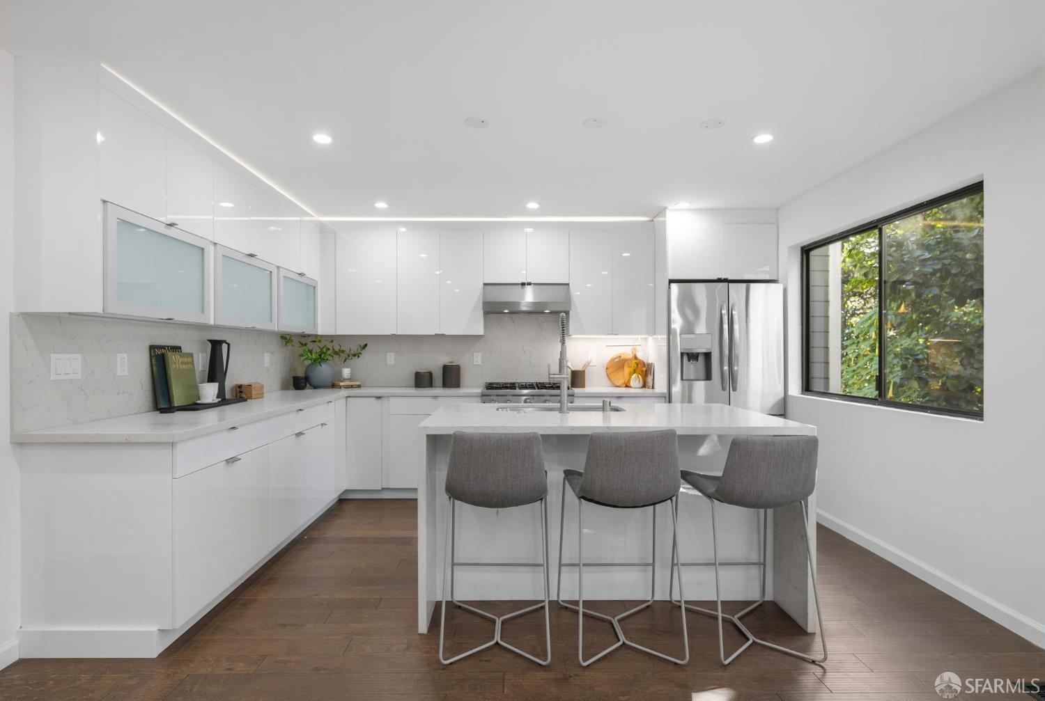 Detail Gallery Image 21 of 34 For 559 27th St #2,  San Francisco,  CA 94131 - 2 Beds | 1 Baths