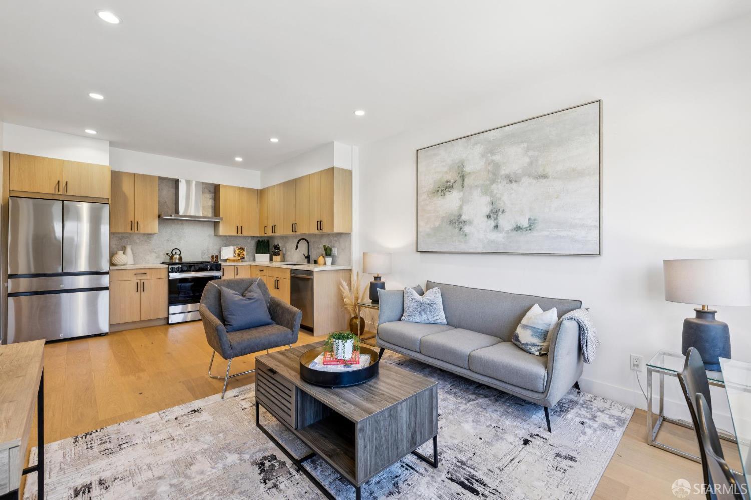 Detail Gallery Image 3 of 17 For 880 26th Ave #2,  San Francisco,  CA 94121 - 2 Beds | 1 Baths