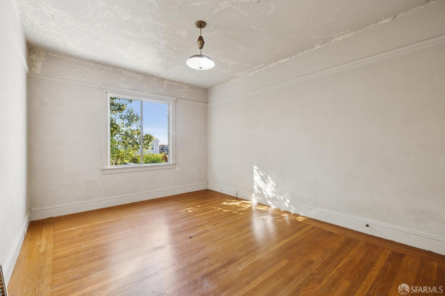 Detail Gallery Image 16 of 28 For 1683 21st Ave, San Francisco,  CA 94122 - 2 Beds | 1 Baths