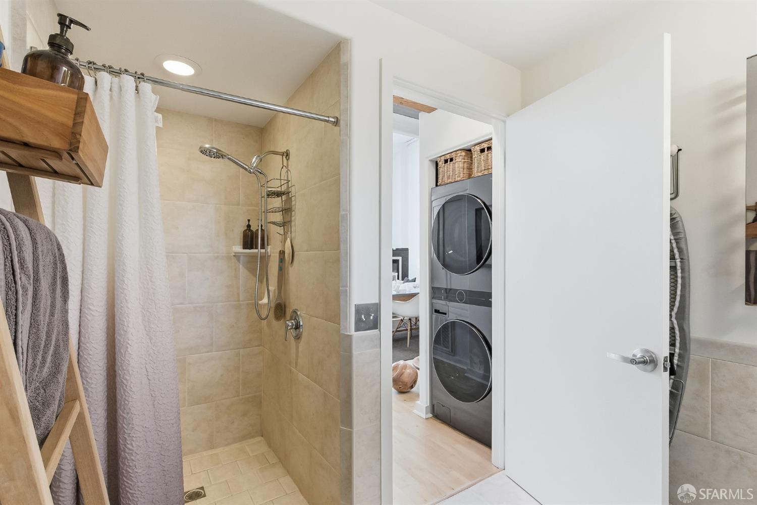 Photo #14: 426110889 Listing: Photo #14