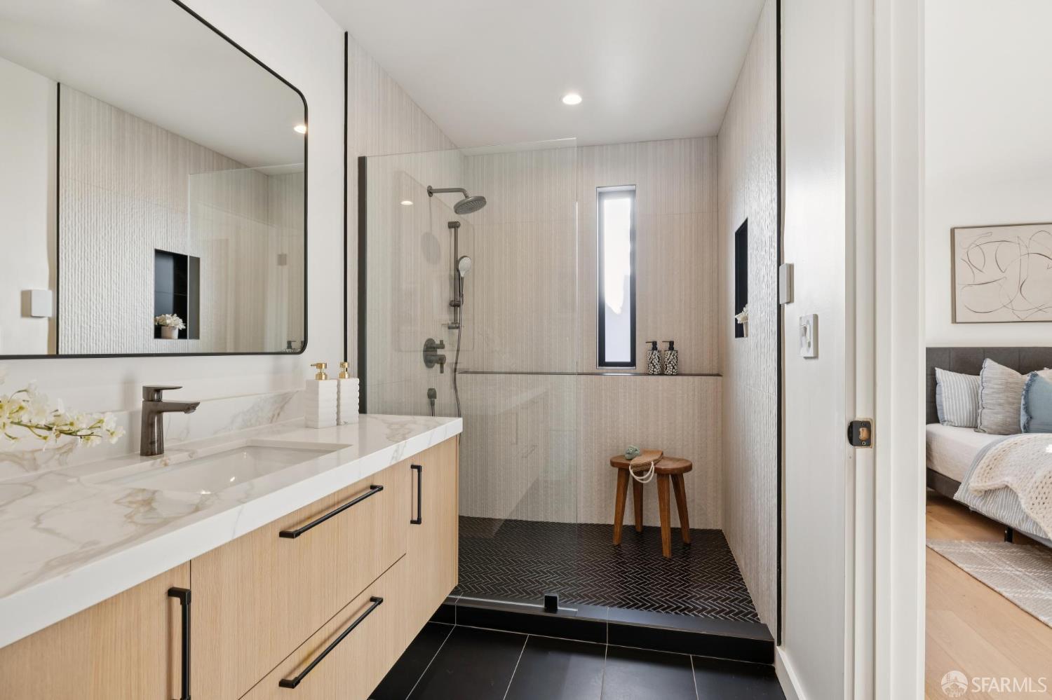 Detail Gallery Image 55 of 90 For 907 Athens St, San Francisco,  CA 94112 - 4 Beds | 4 Baths