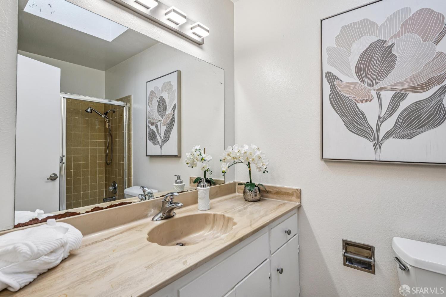 Detail Gallery Image 28 of 53 For 631 Morse St, San Francisco,  CA 94112 - 5 Beds | 3 Baths