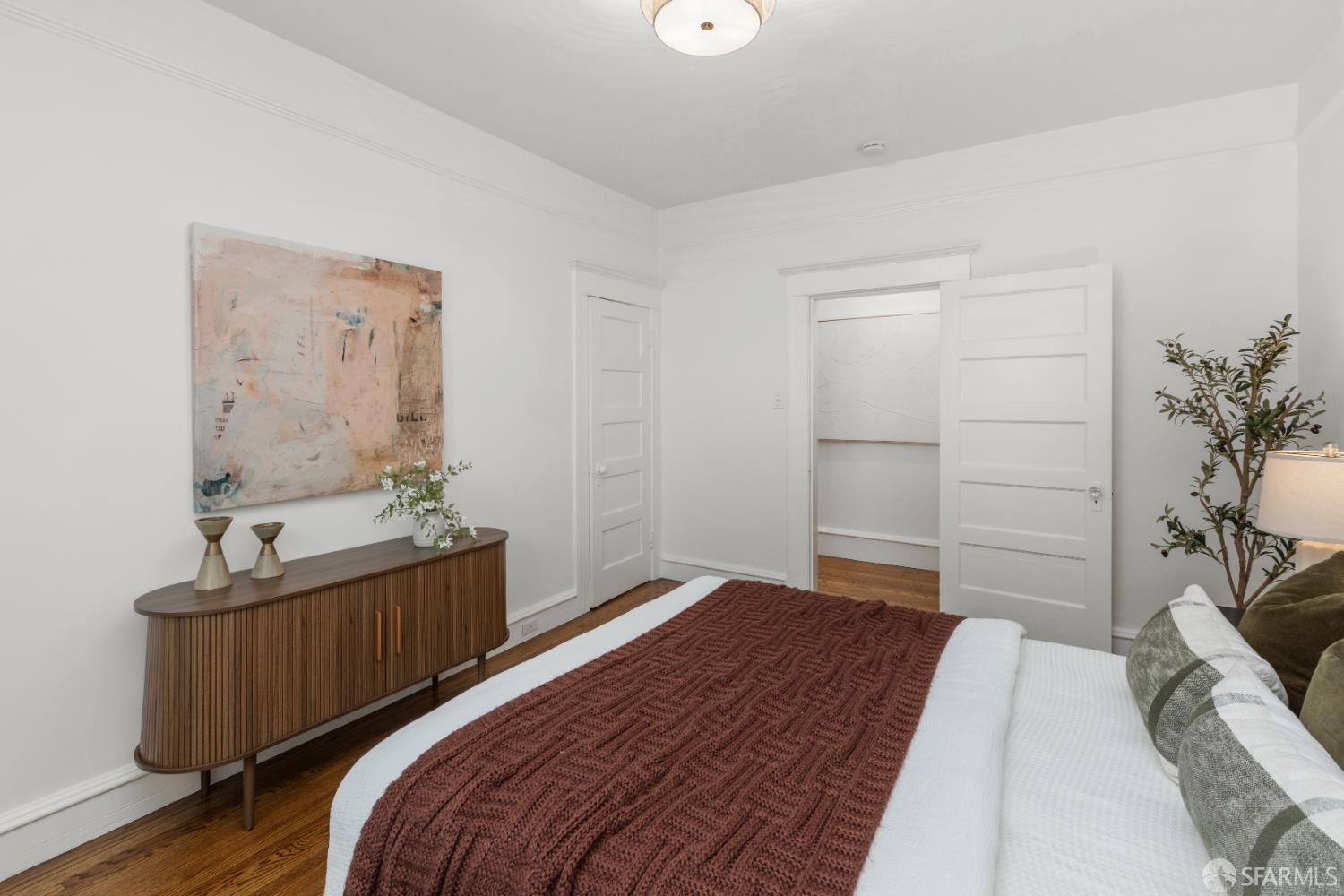 Detail Gallery Image 10 of 97 For 1239 6th Ave, San Francisco,  CA 94122 - 2 Beds | 1 Baths