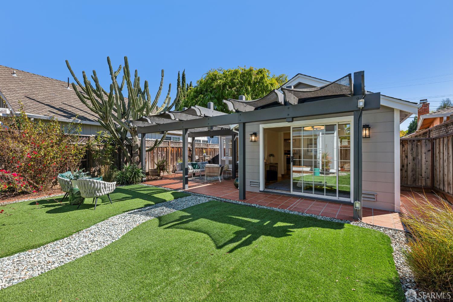 Detail Gallery Image 65 of 67 For 1928 Howard Ave, San Carlos,  CA 94070 - 3 Beds | 2 Baths