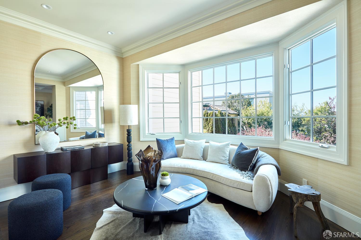 Detail Gallery Image 6 of 28 For 139 Cherry St, San Francisco,  CA 94118 - 3 Beds | 2/1 Baths