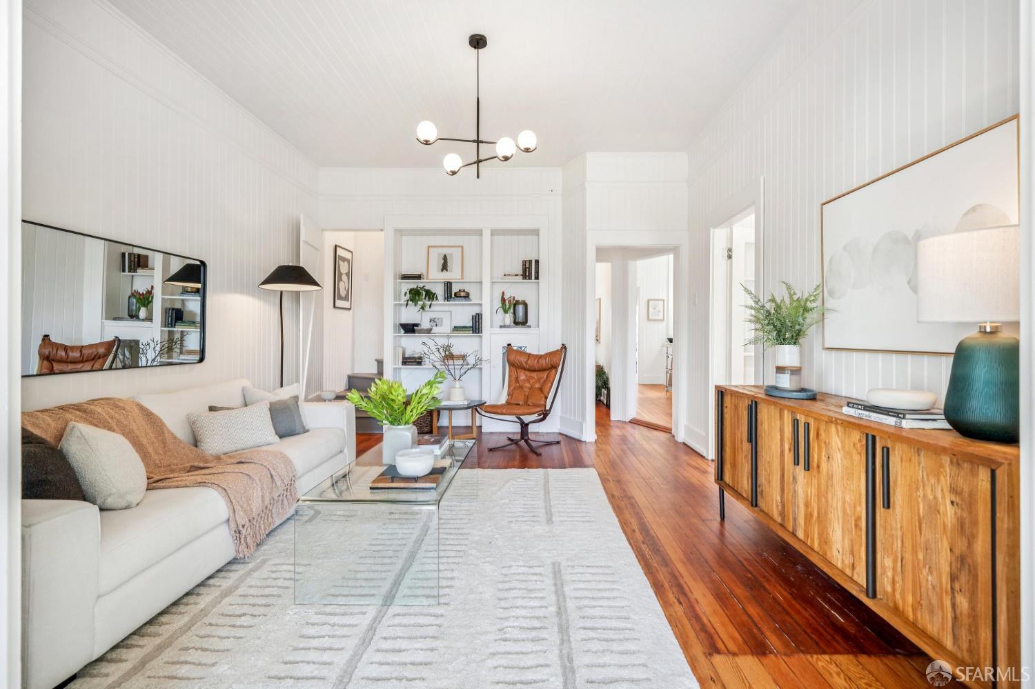 Detail Gallery Image 4 of 41 For 31 Natick St, San Francisco,  CA 94131 - 3 Beds | 1 Baths