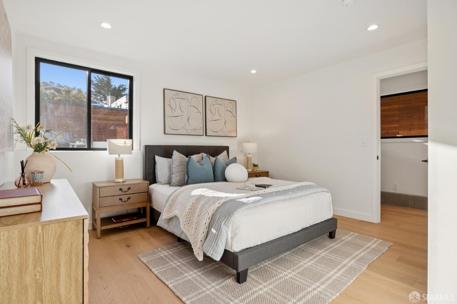 Detail Gallery Image 54 of 90 For 907 Athens St, San Francisco,  CA 94112 - 4 Beds | 4 Baths