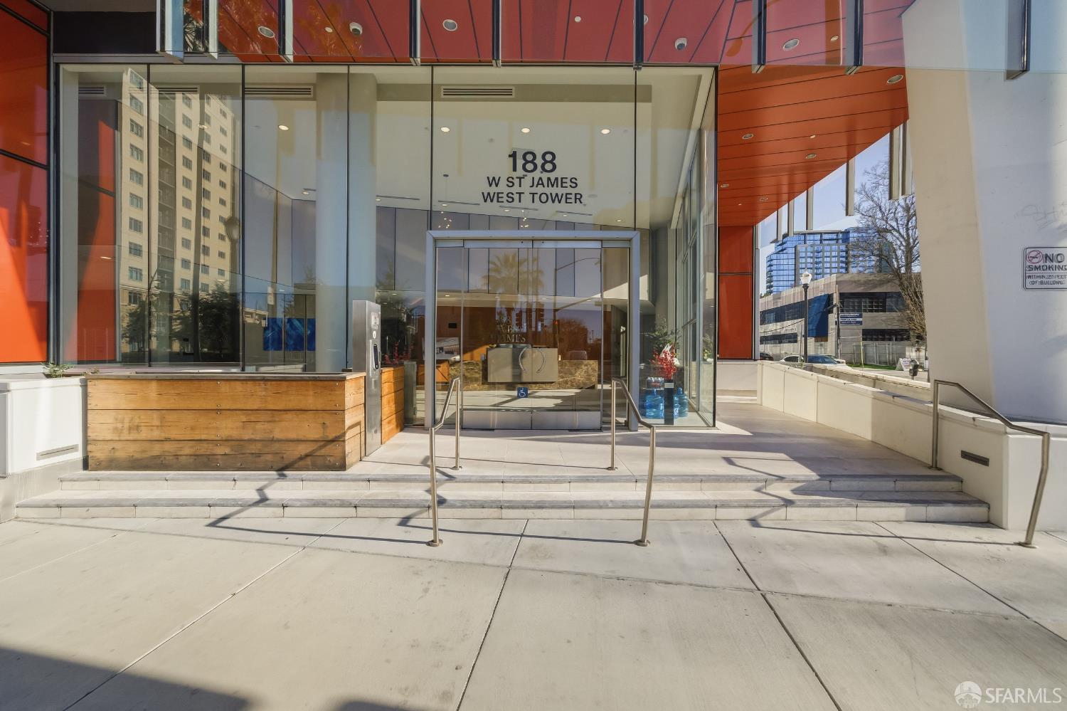 Detail Gallery Image 2 of 34 For 188 W Saint James St #11016,  San Jose,  CA 95110 - 2 Beds | 2 Baths