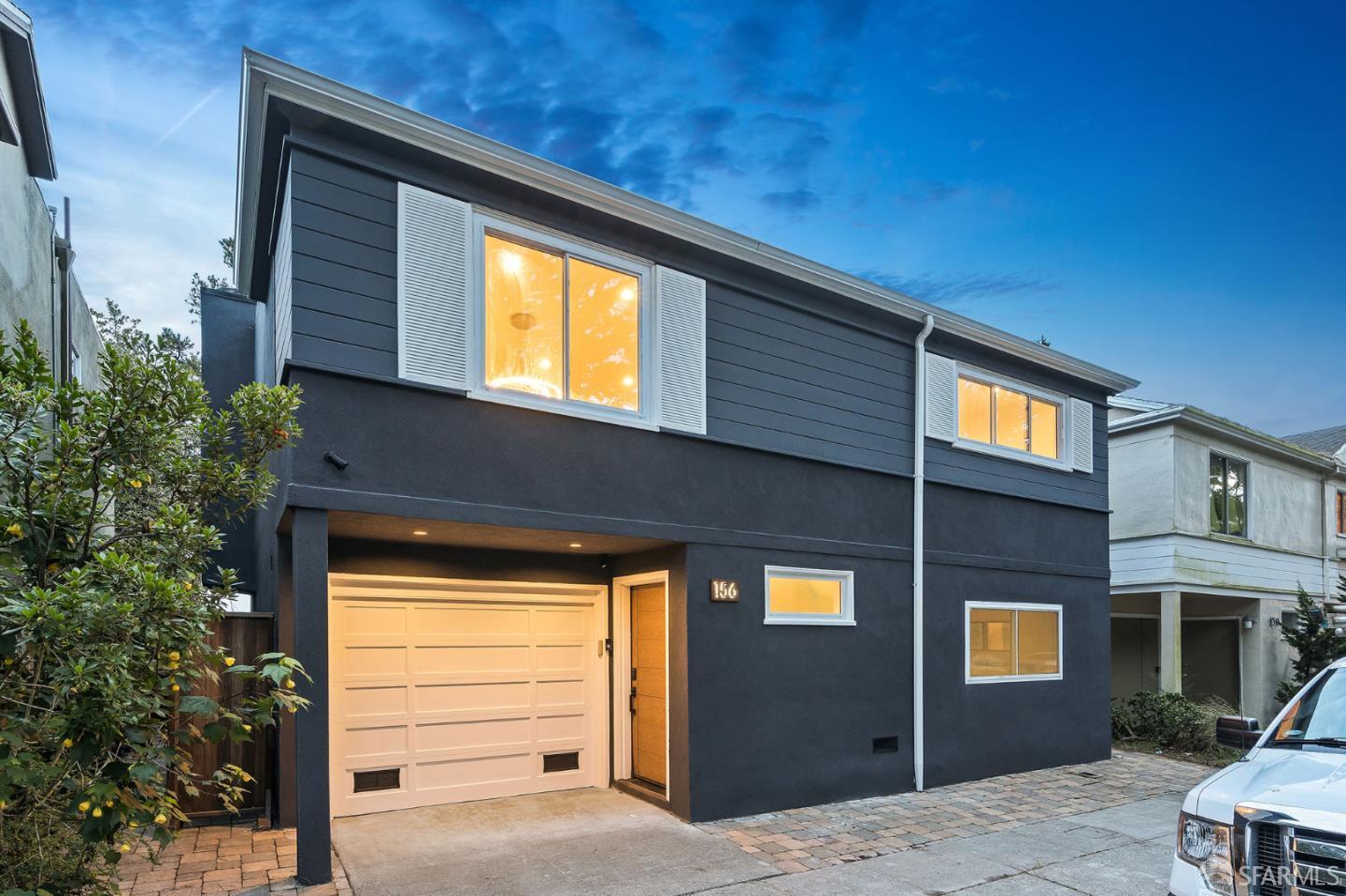 Front Image Thumbnail for SF426111203