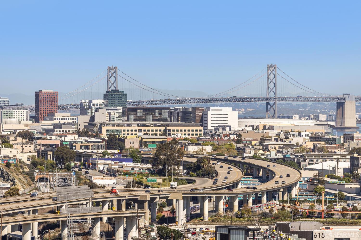 Detail Gallery Image 41 of 42 For 100 Bridgeview Dr, San Francisco,  CA 94124 - 2 Beds | 1 Baths