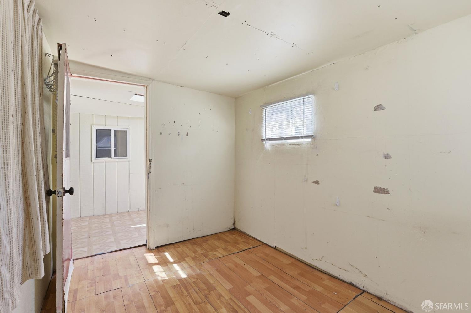 Detail Gallery Image 11 of 20 For 511 87th St, Daly City,  CA 94015 - 3 Beds | 1 Baths