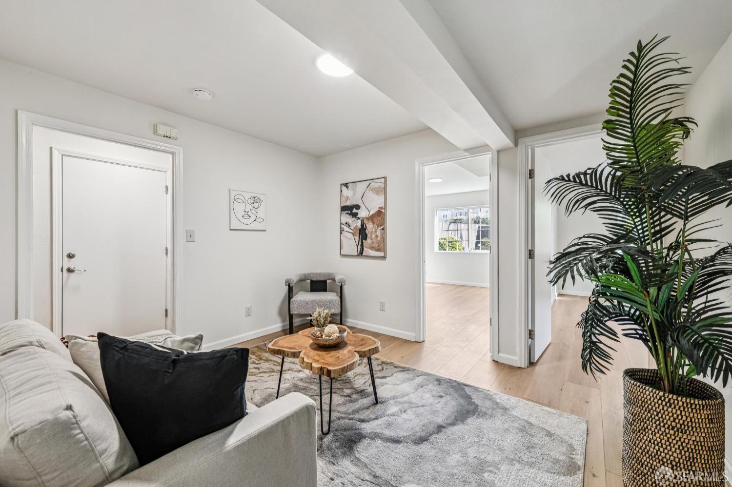 Detail Gallery Image 41 of 53 For 631 Morse St, San Francisco,  CA 94112 - 5 Beds | 3 Baths