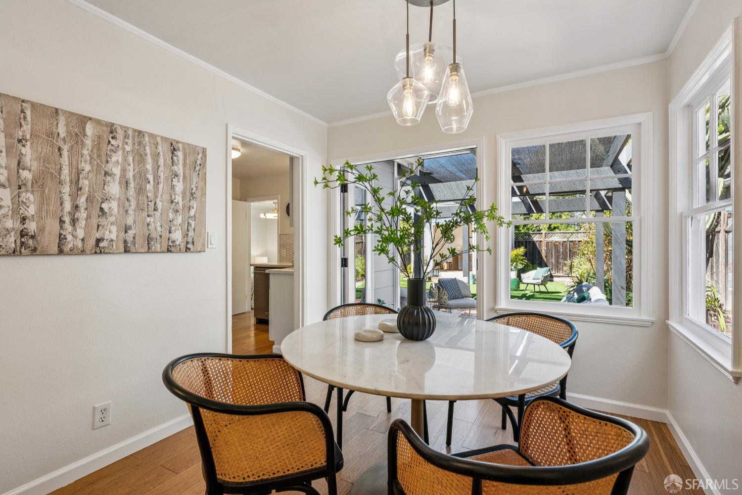 Detail Gallery Image 21 of 67 For 1928 Howard Ave, San Carlos,  CA 94070 - 3 Beds | 2 Baths