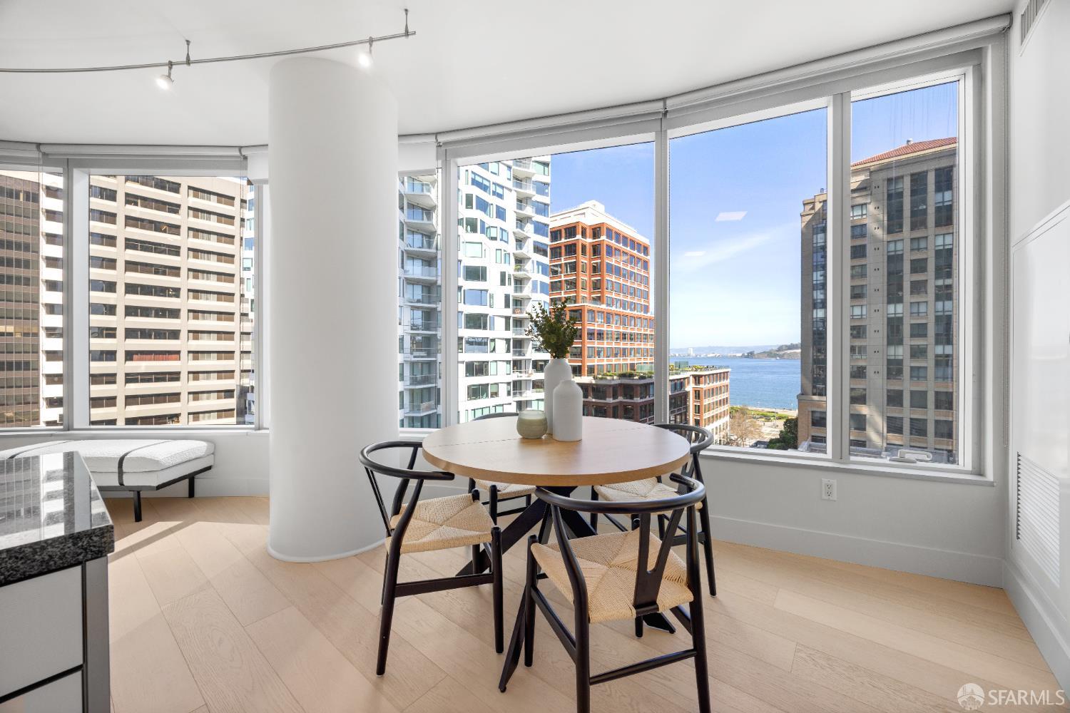 Detail Gallery Image 12 of 59 For 301 Main St 12b,  San Francisco,  CA 94105 - 2 Beds | 2 Baths