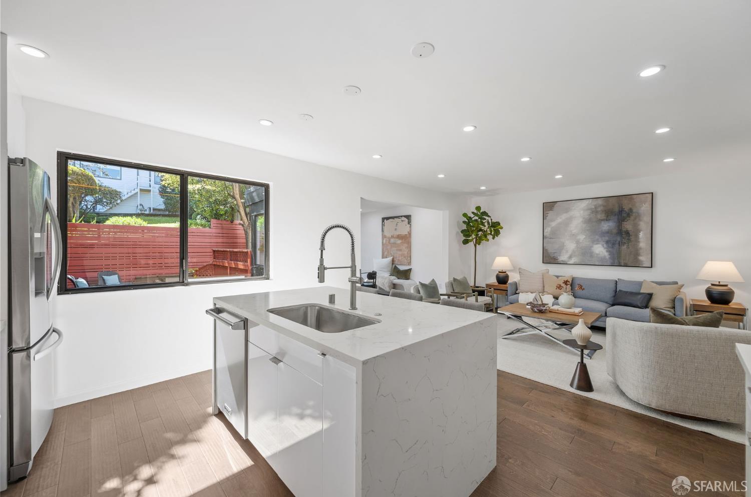 Detail Gallery Image 19 of 34 For 559 27th St #2,  San Francisco,  CA 94131 - 2 Beds | 1 Baths