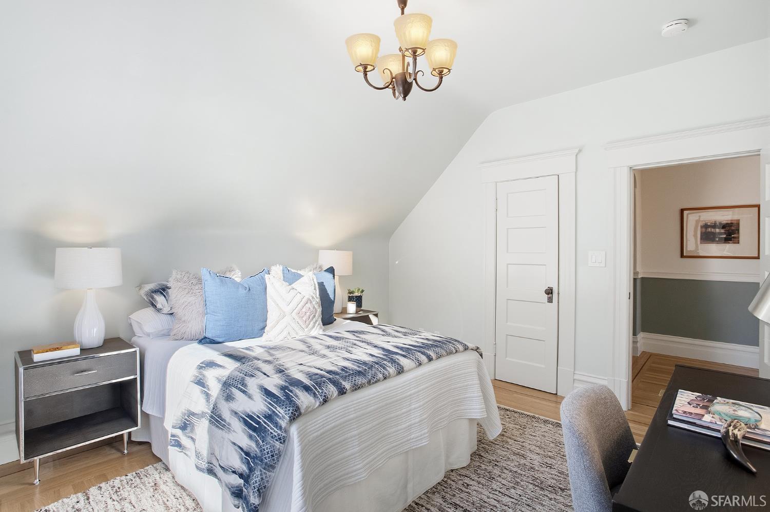 Detail Gallery Image 39 of 64 For 1442 Sanchez St, San Francisco,  CA 94131 - 3 Beds | 3/1 Baths