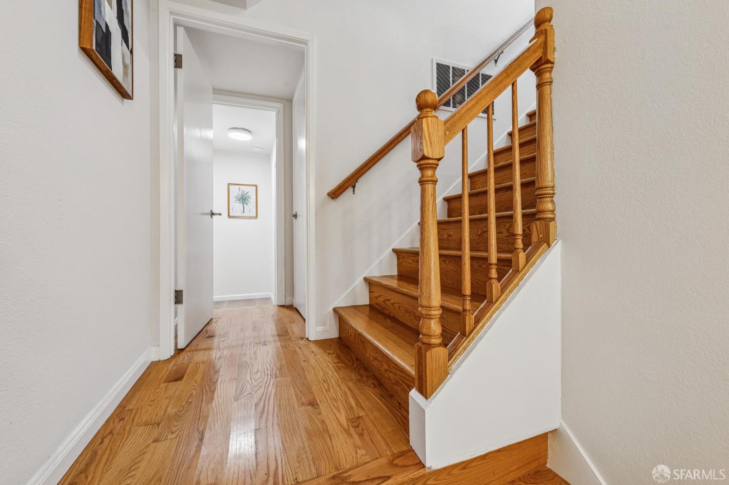 Detail Gallery Image 5 of 53 For 631 Morse St, San Francisco,  CA 94112 - 5 Beds | 3 Baths