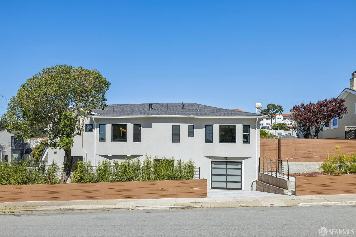 Detail Gallery Image 4 of 99 For 494 46th Ave, San Francisco,  CA 94121 - 4 Beds | 4 Baths