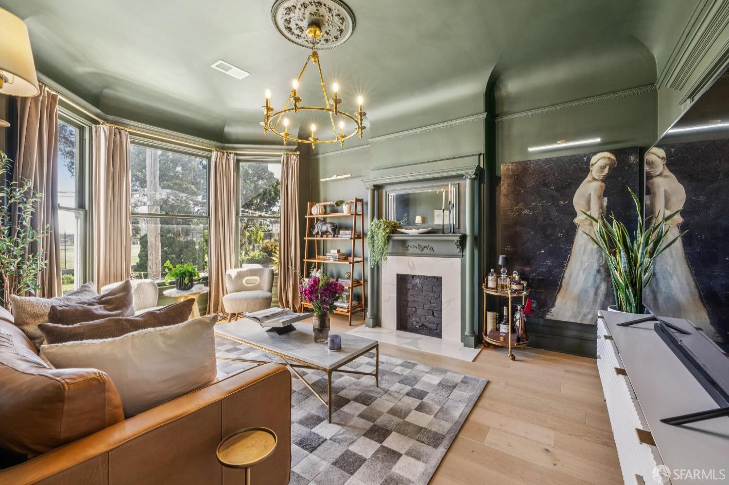 Photo #4: 426111962 Listing: Photo #4