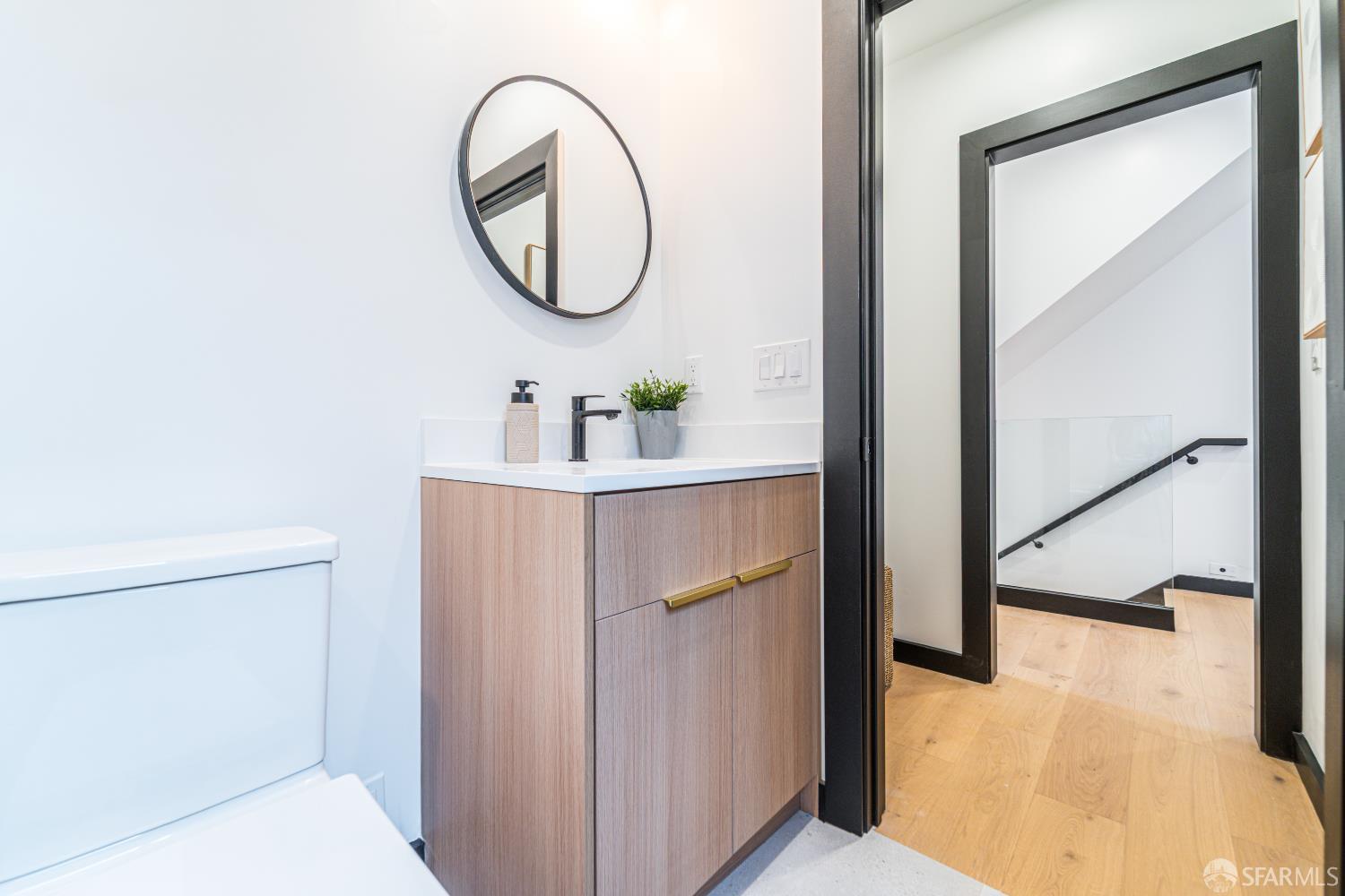 Detail Gallery Image 21 of 85 For 165 Valparaiso St, San Francisco,  CA 94133 - 4 Beds | 3 Baths