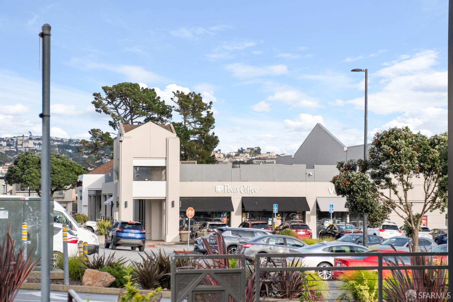 Detail Gallery Image 53 of 63 For 3535 Wawona St #311,  San Francisco,  CA 94116 - 2 Beds | 2 Baths