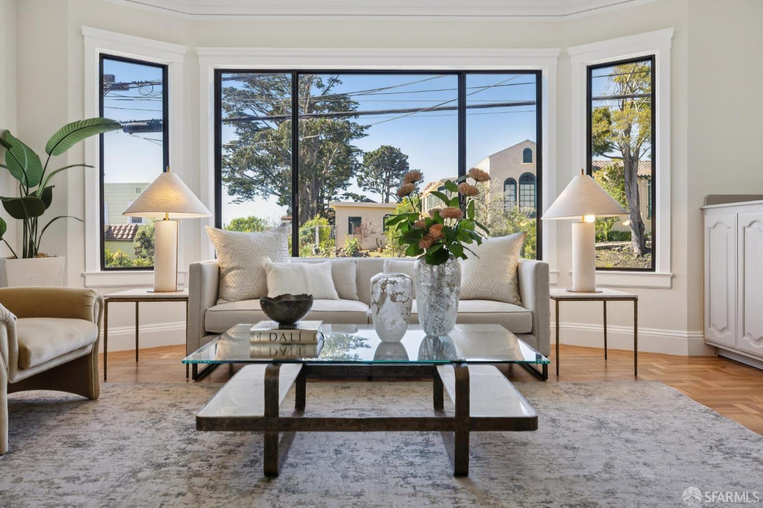 Detail Gallery Image 5 of 94 For 754 30th Ave, San Francisco,  CA 94121 - 4 Beds | 2/1 Baths