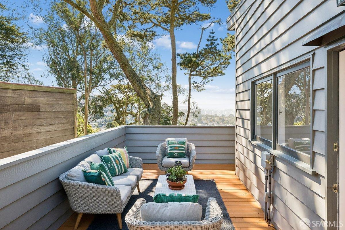 Detail Gallery Image 40 of 60 For 187 San Marcos Ave, San Francisco,  CA 94116 - 4 Beds | 3 Baths