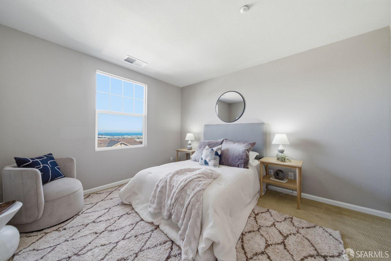 Detail Gallery Image 16 of 40 For 962 Martin Trl, Daly City,  CA 94014 - 4 Beds | 3 Baths