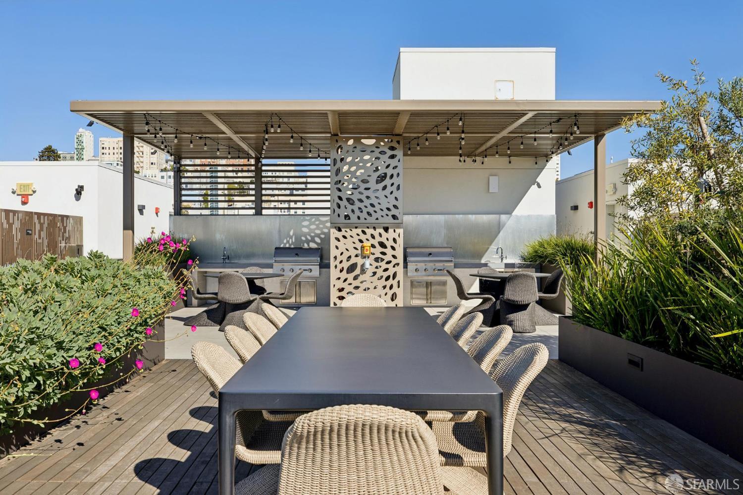 Detail Gallery Image 39 of 45 For 2525 Van Ness Ave #604,  San Francisco,  CA 94109 - 2 Beds | 2/1 Baths