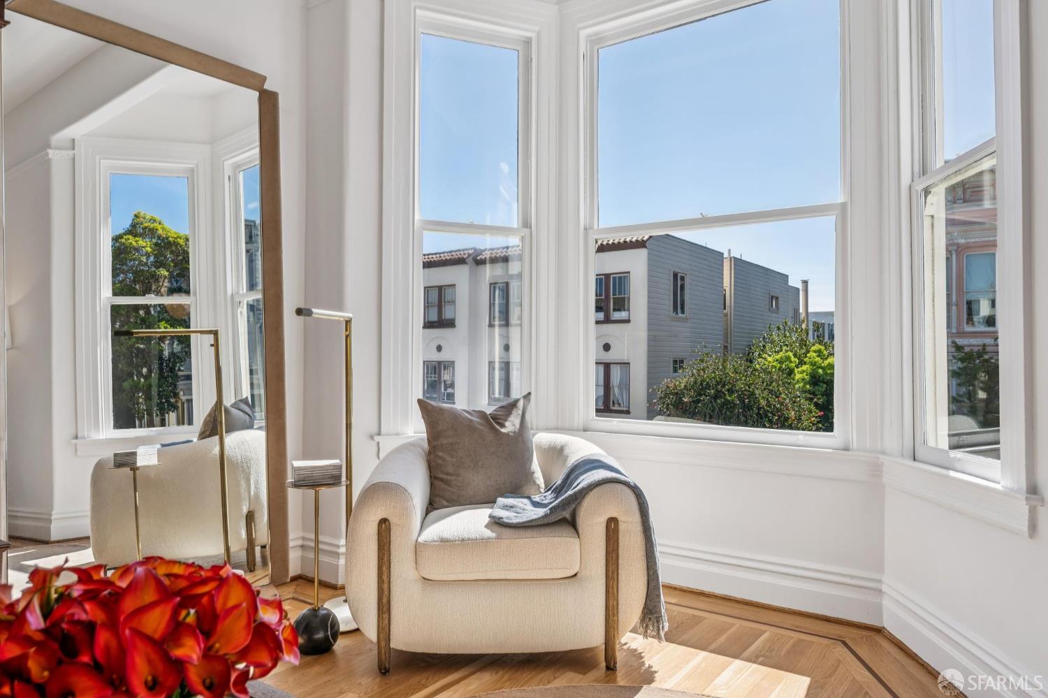 Detail Gallery Image 6 of 26 For 3642 17th St, San Francisco,  CA 94114 - 3 Beds | 1 Baths