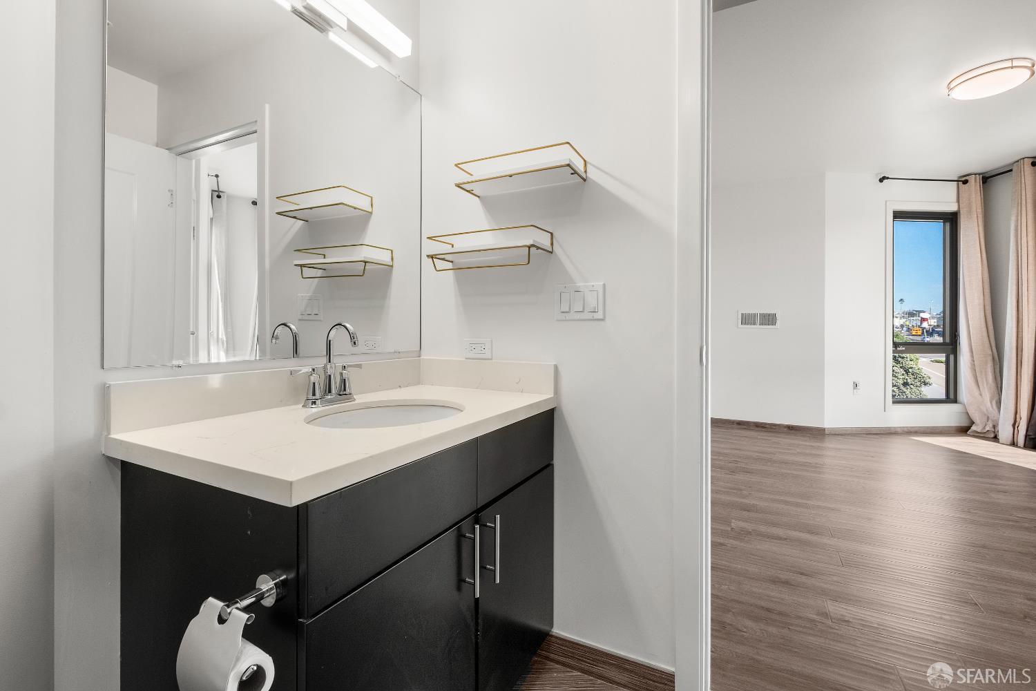 Detail Gallery Image 30 of 63 For 3535 Wawona St #311,  San Francisco,  CA 94116 - 2 Beds | 2 Baths