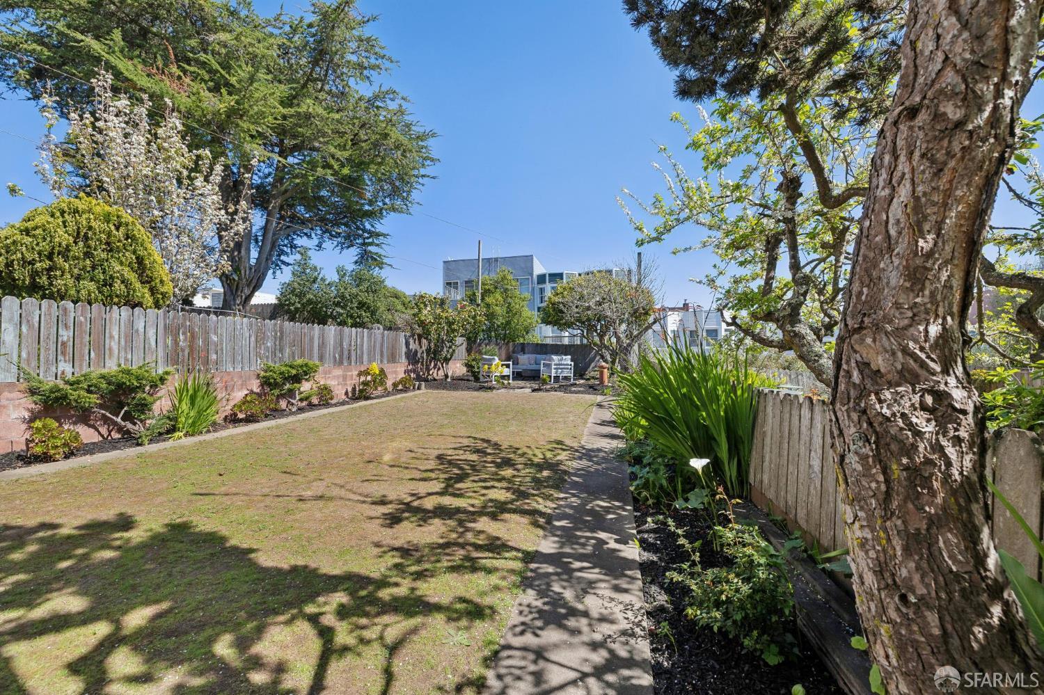 Detail Gallery Image 75 of 94 For 754 30th Ave, San Francisco,  CA 94121 - 4 Beds | 2/1 Baths