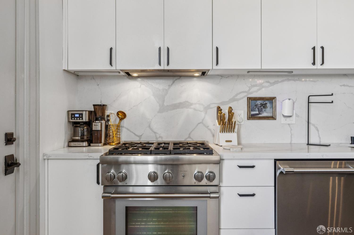 Photo #29: 426111962 Listing: Photo #29