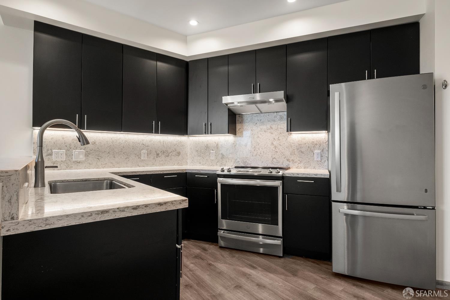 Detail Gallery Image 21 of 63 For 3535 Wawona St #311,  San Francisco,  CA 94116 - 2 Beds | 2 Baths