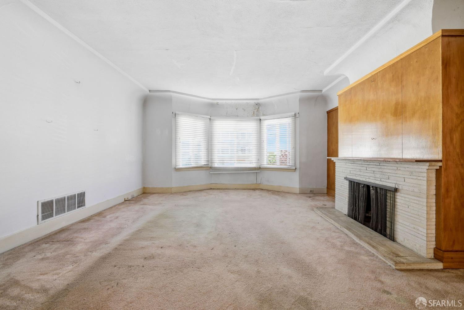 Detail Gallery Image 7 of 41 For 1835 18th Ave, San Francisco,  CA 94122 - 3 Beds | 1 Baths