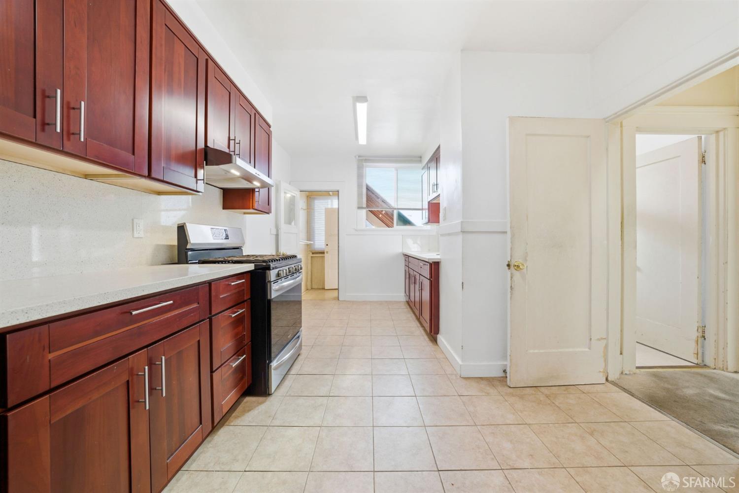 Detail Gallery Image 13 of 41 For 1835 18th Ave, San Francisco,  CA 94122 - 3 Beds | 1 Baths