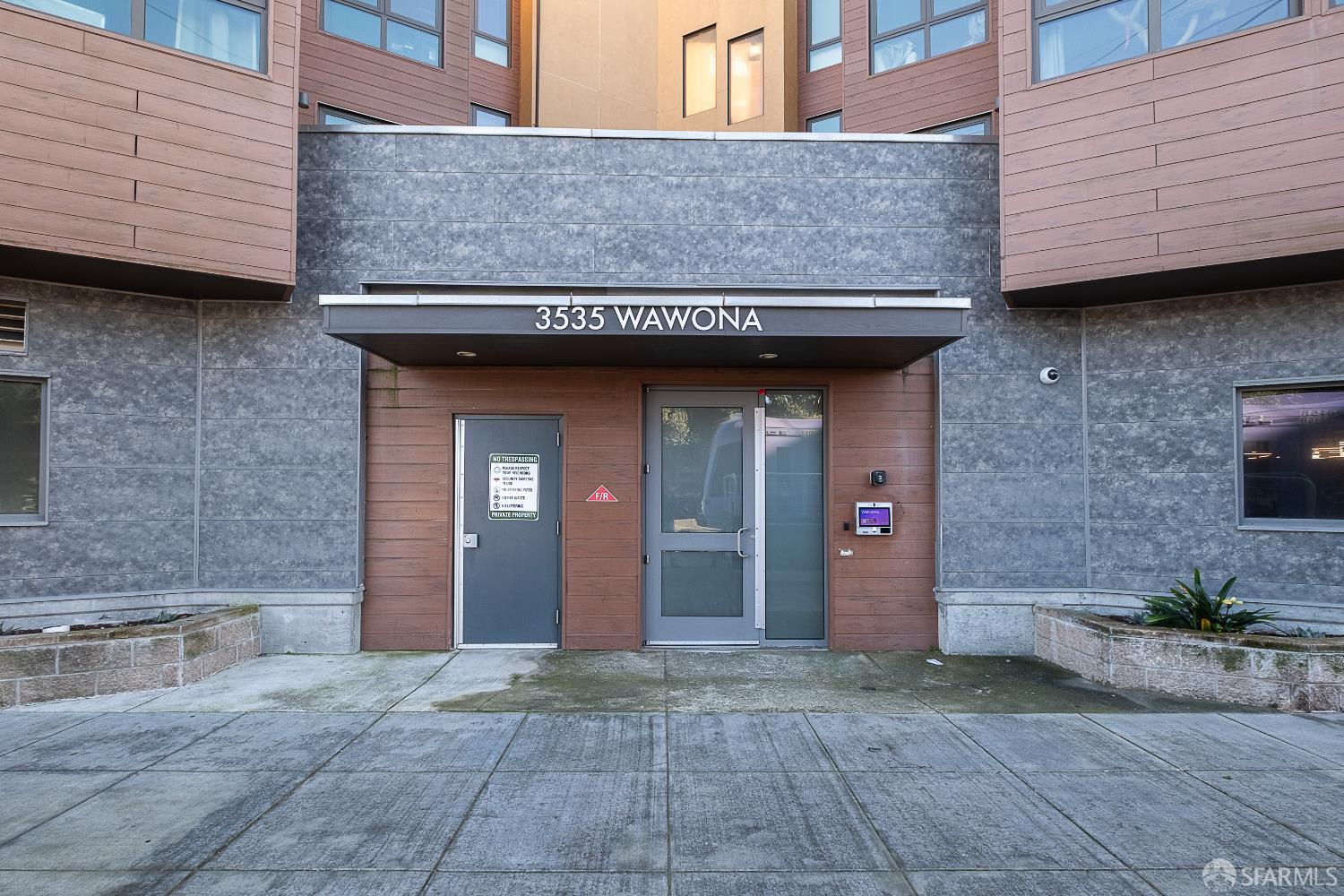 Detail Gallery Image 3 of 63 For 3535 Wawona St #311,  San Francisco,  CA 94116 - 2 Beds | 2 Baths