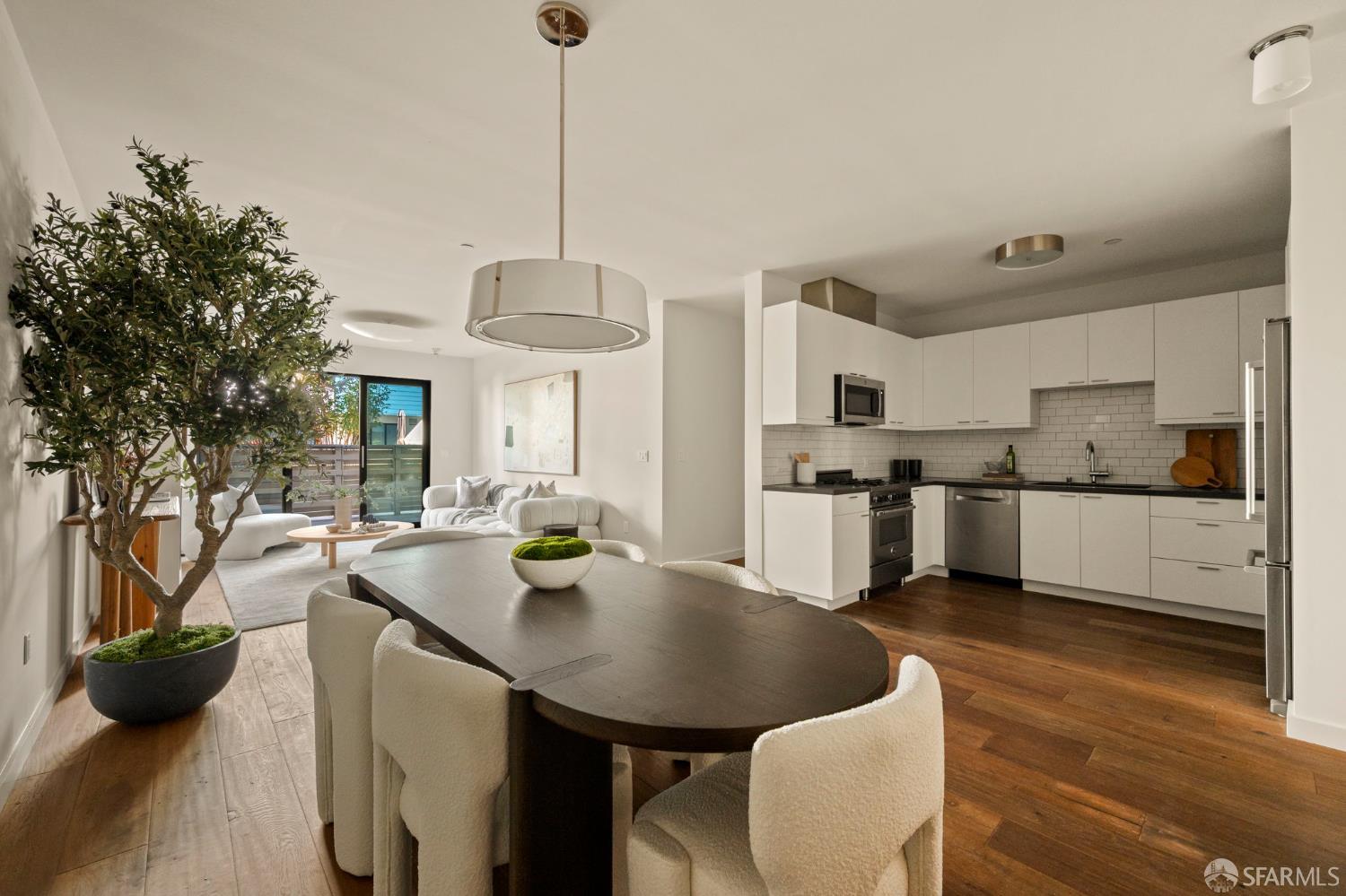 Photo #18: 426111637 Listing: Photo #18