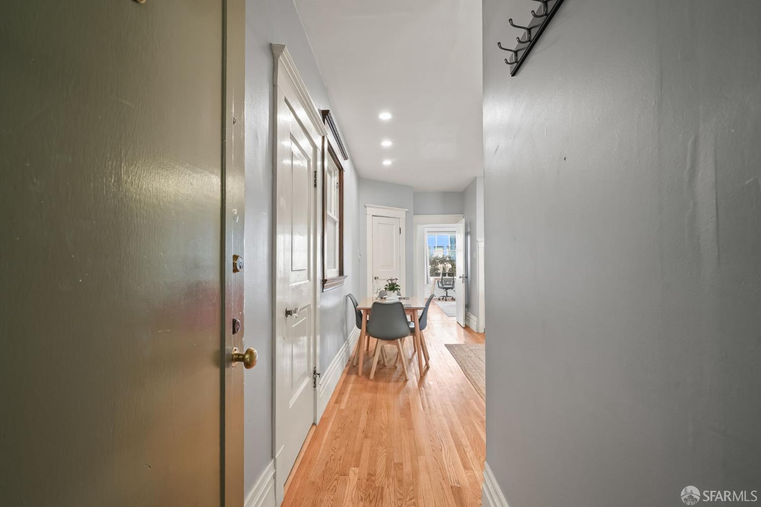 Detail Gallery Image 2 of 14 For 1155 Pine St #6,  San Francisco,  CA 94109 - 1 Beds | 1 Baths
