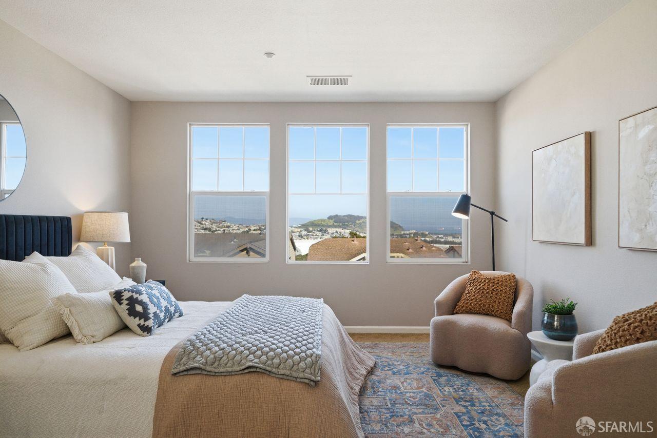 Detail Gallery Image 5 of 40 For 962 Martin Trl, Daly City,  CA 94014 - 4 Beds | 3 Baths