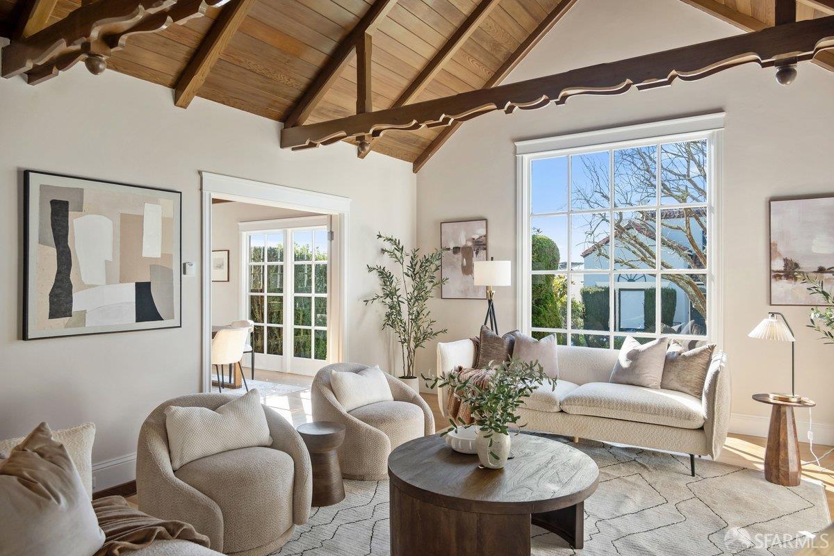 Detail Gallery Image 8 of 50 For 333 San Benito Way, San Francisco,  CA 94127 - 4 Beds | 3 Baths