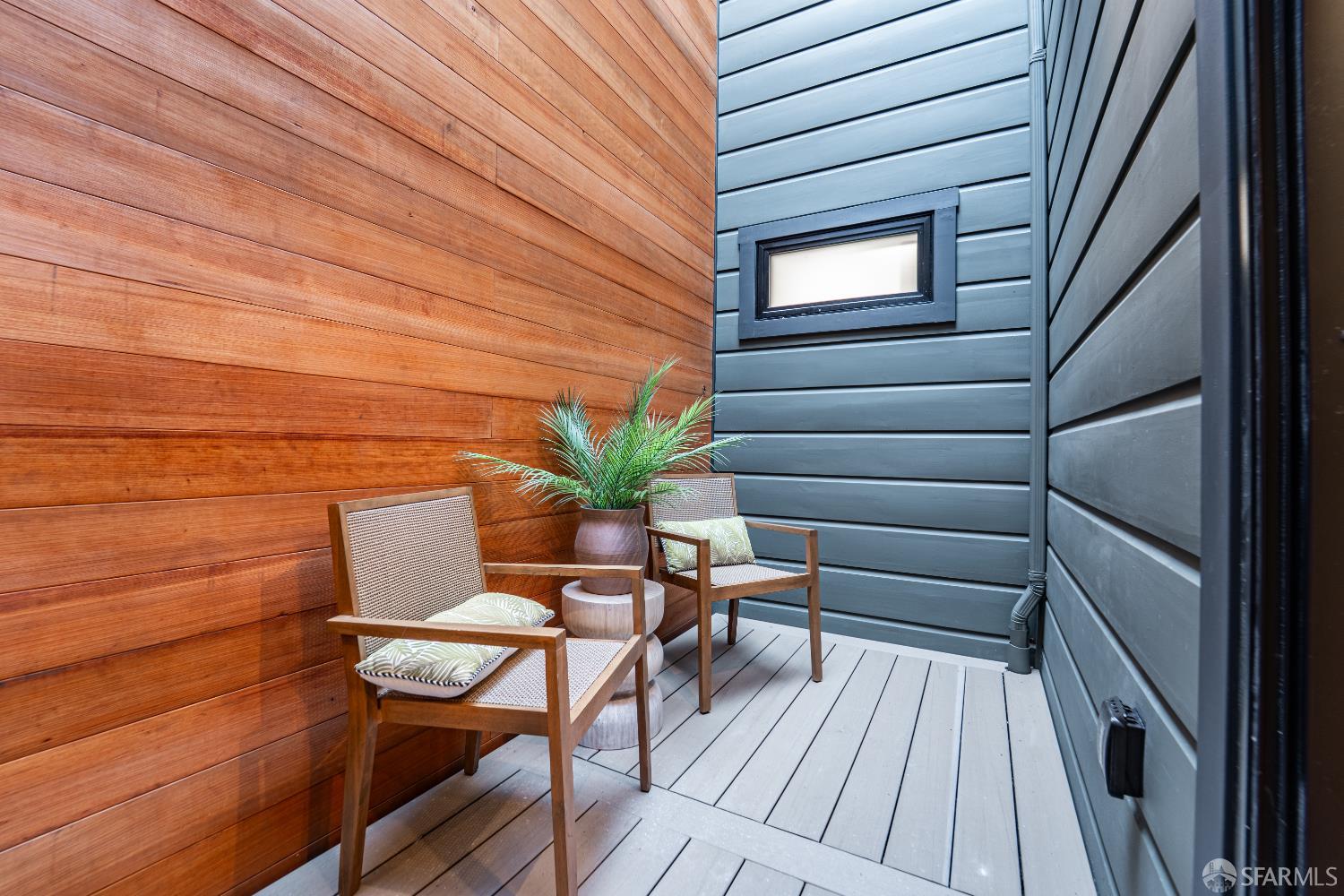 Detail Gallery Image 46 of 85 For 165 Valparaiso St, San Francisco,  CA 94133 - 4 Beds | 3 Baths