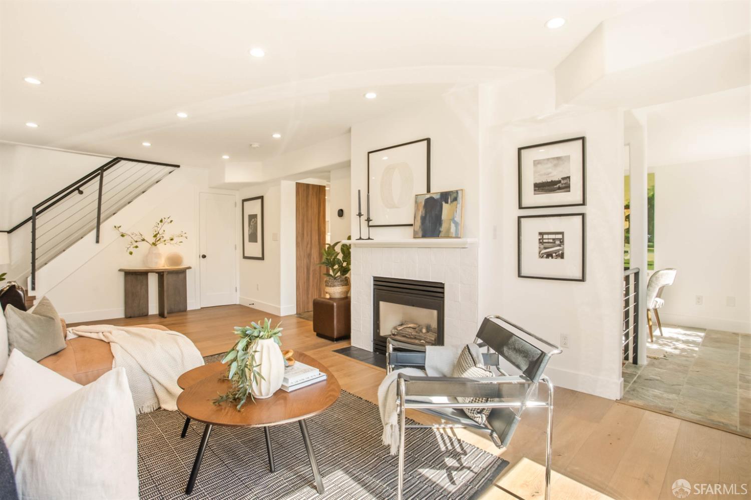 Detail Gallery Image 3 of 30 For 278 Monterey Blvd, San Francisco,  CA 94131 - 3 Beds | 2/1 Baths