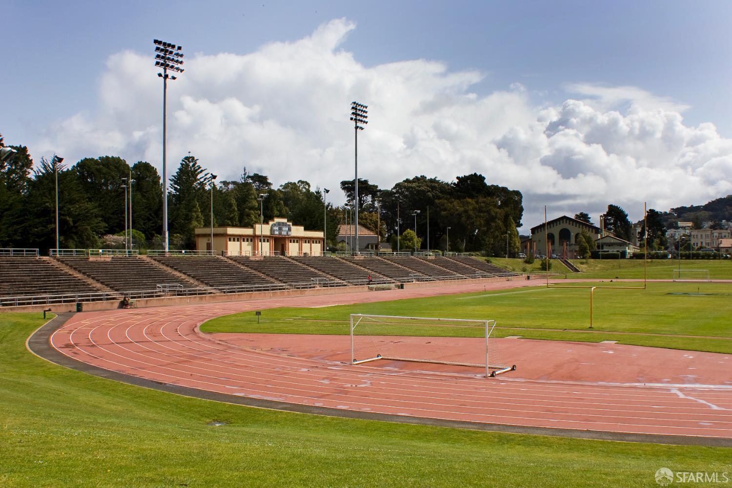 Detail Gallery Image 90 of 97 For 1239 6th Ave, San Francisco,  CA 94122 - 2 Beds | 1 Baths