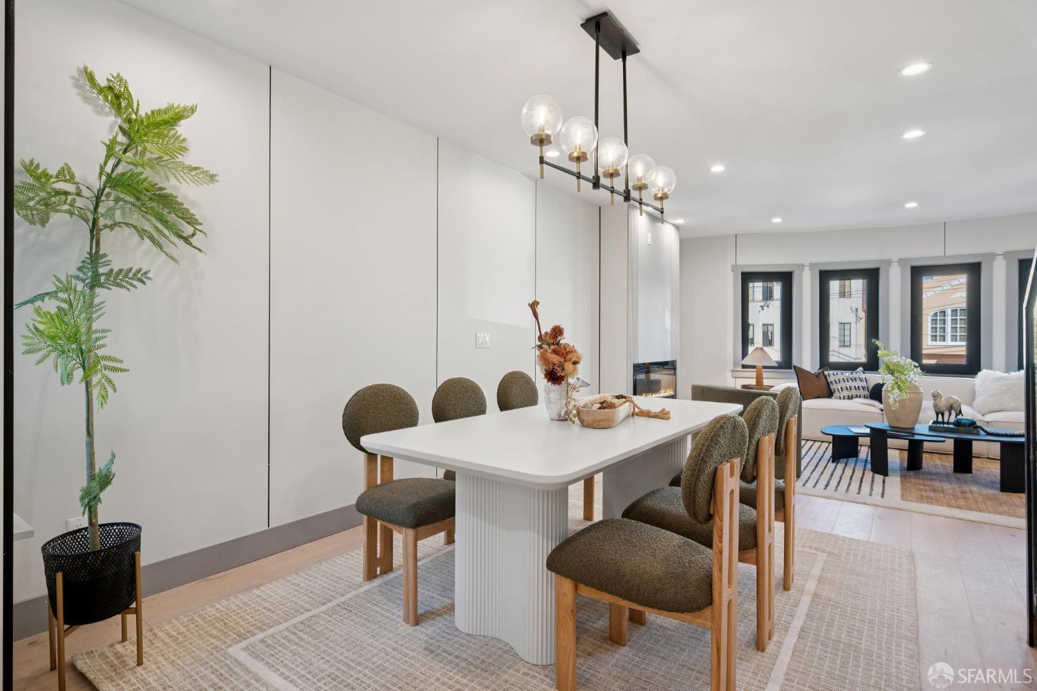 Detail Gallery Image 13 of 72 For 1371 34th Ave, San Francisco,  CA 94122 - 4 Beds | 4 Baths