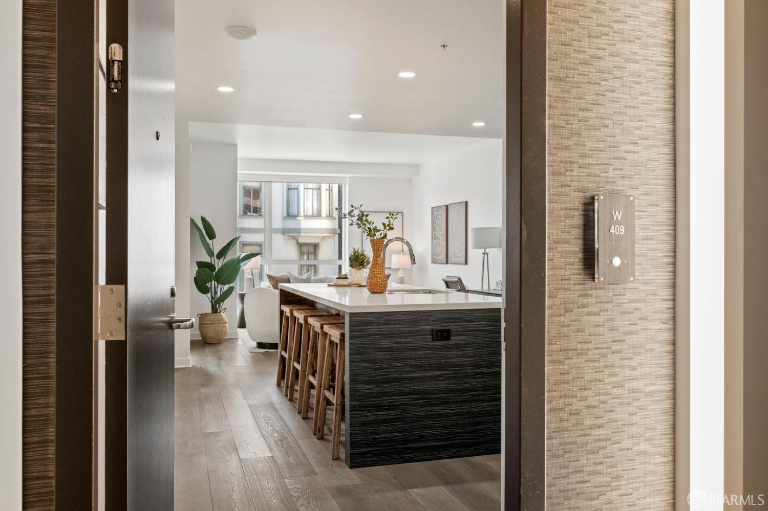 Detail Gallery Image 2 of 76 For 1688 Pine St #W409,  San Francisco,  CA 94109 - 1 Beds | 1 Baths