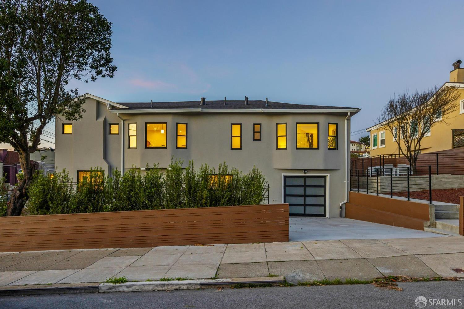 Detail Gallery Image 2 of 99 For 494 46th Ave, San Francisco,  CA 94121 - 4 Beds | 4 Baths