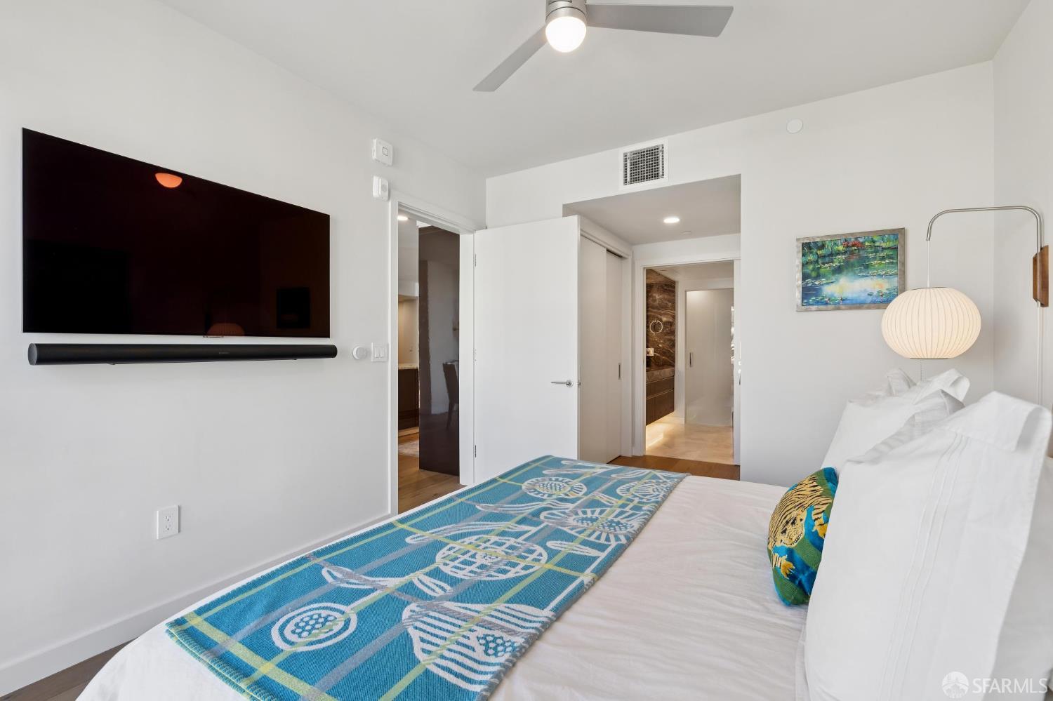 Detail Gallery Image 21 of 45 For 2525 Van Ness Ave #604,  San Francisco,  CA 94109 - 2 Beds | 2/1 Baths