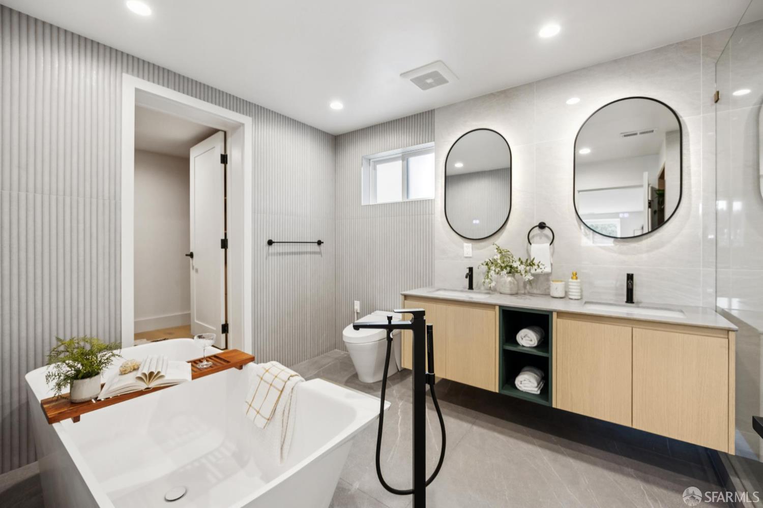 Detail Gallery Image 50 of 99 For 494 46th Ave, San Francisco,  CA 94121 - 4 Beds | 4 Baths