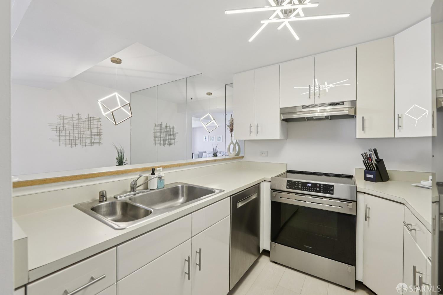 Detail Gallery Image 13 of 47 For 601 Van Ness Ave #1112,  San Francisco,  CA 94102 - 1 Beds | 1 Baths